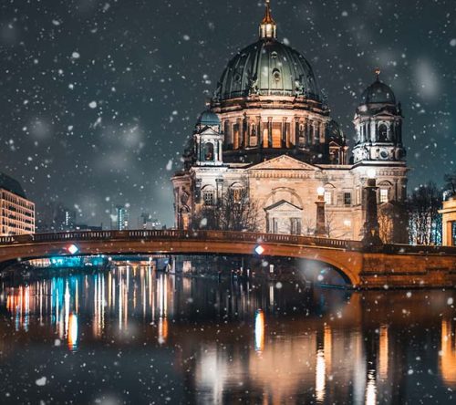 Schnee in einer Stadt